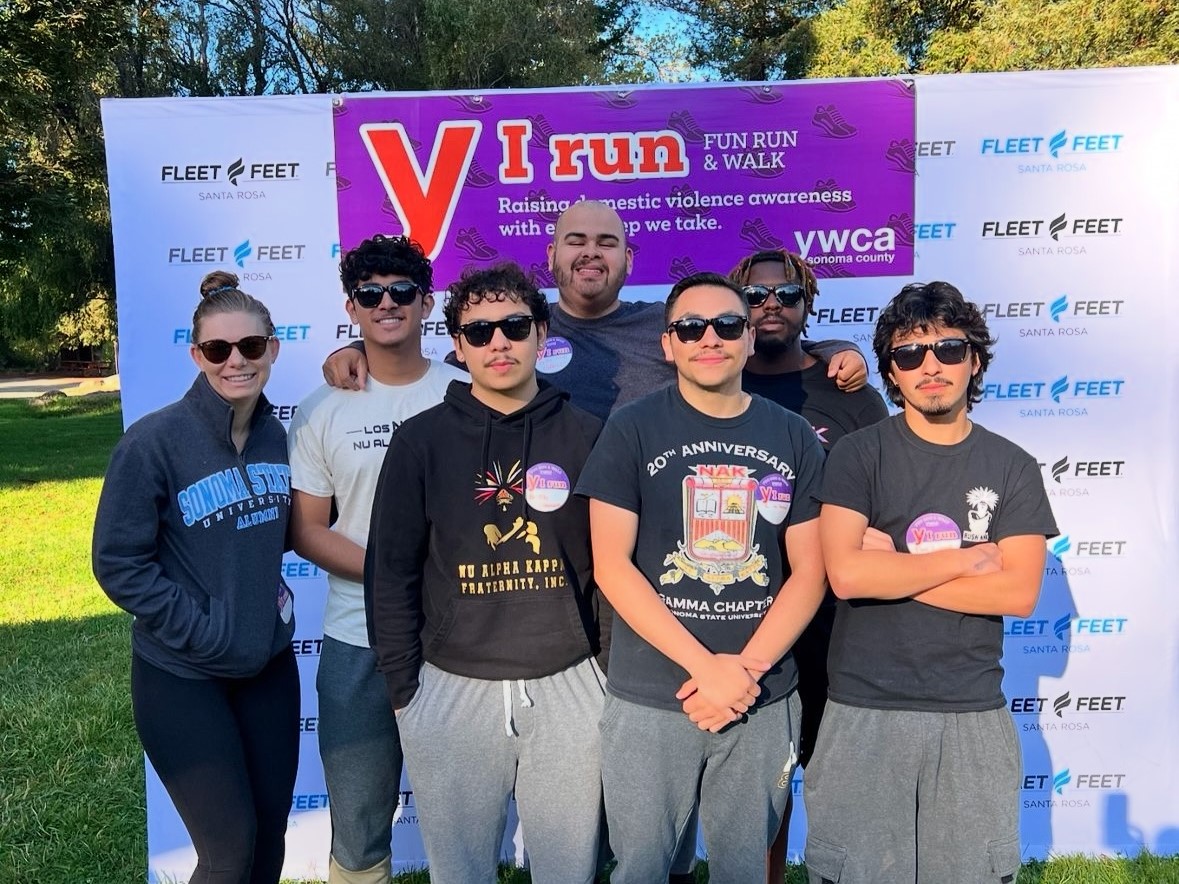 Sonoma State team at Y I Run event